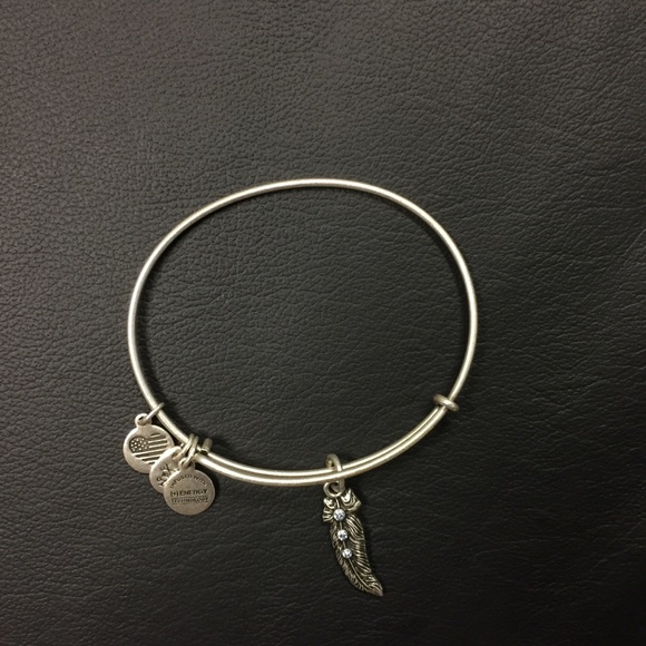 NWOT Alex & Ani Feather Charm Bangle - Picture 4 of 7